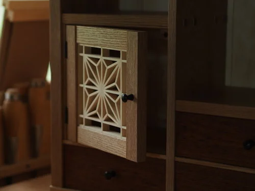 Hand Tools & Power Tools in Woodworking: Build a Kumiko Wall